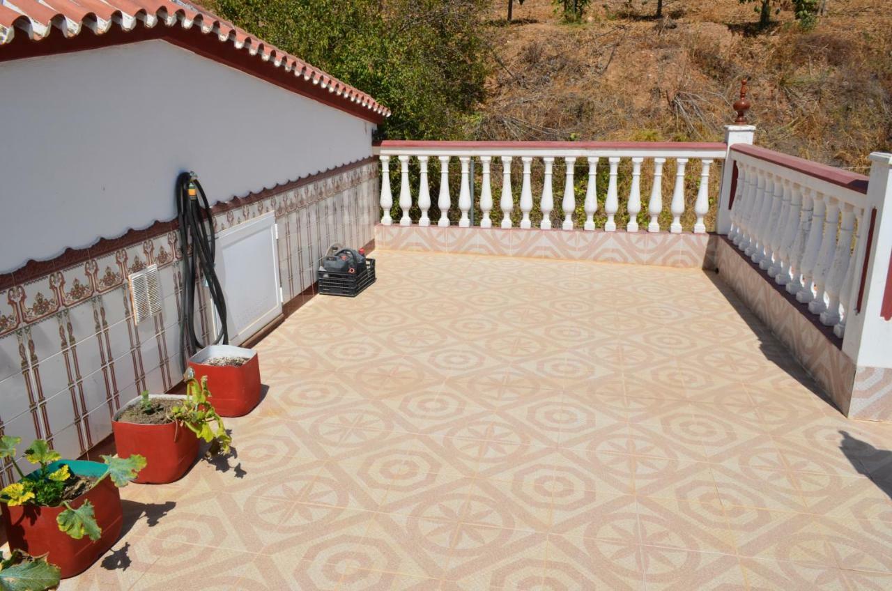 Casa Rural En Almayate Bajo Ngoại thất bức ảnh